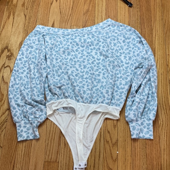 Le Lis Bodysuit - Picture 5 of 5